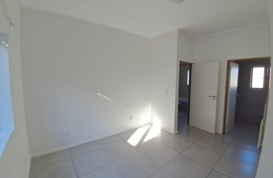 2 Bedroom Property for Sale in Mooikloof Country Estate Western Cape